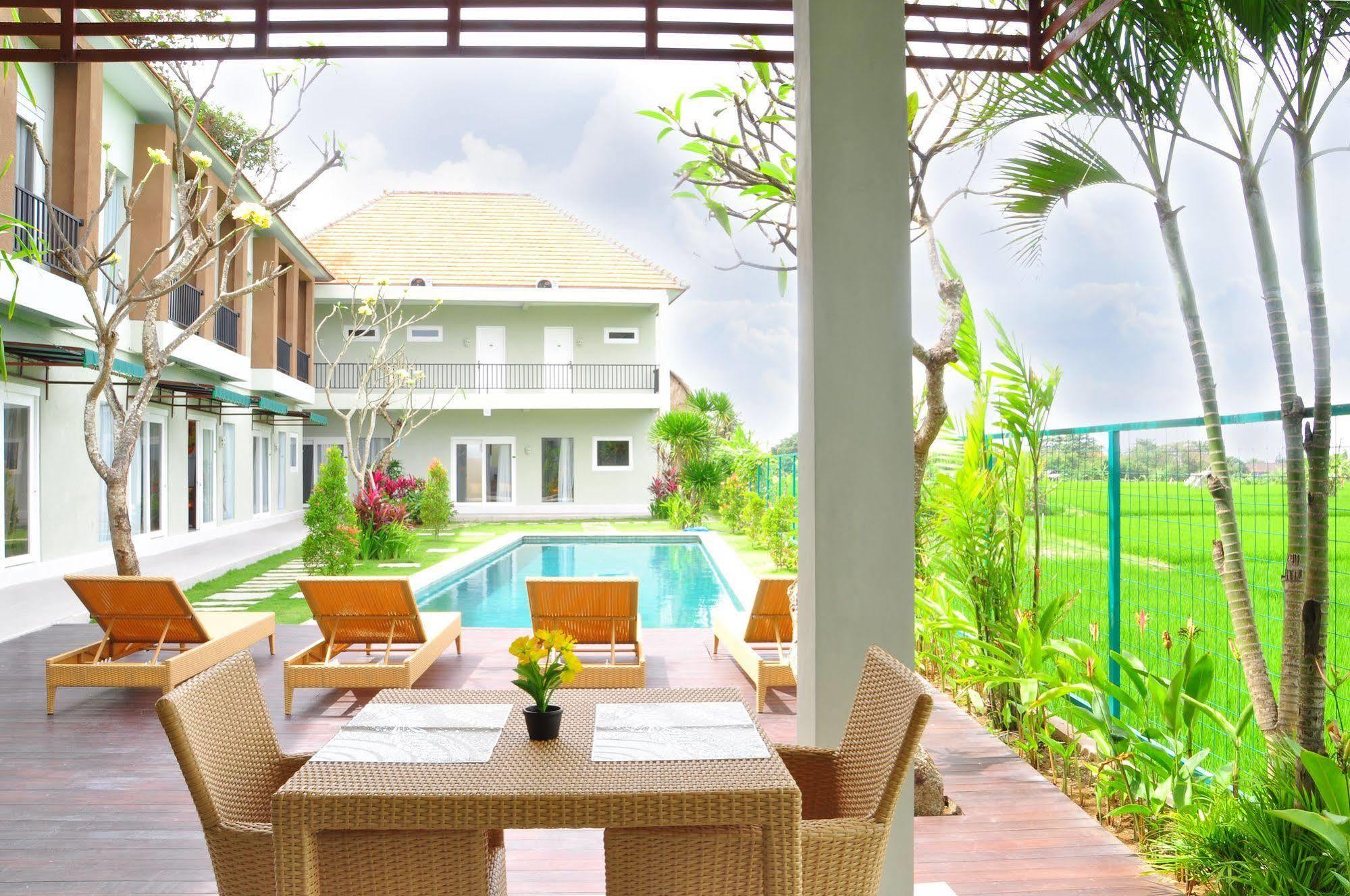 Villa Tangtu Beach Inn Сукавати Экстерьер фото